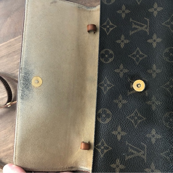 LOUIS VUITTON TWIN POCHETTE GM MONOGRAM - Picture 6 of 13